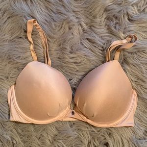 Fabulous by Victoria's Secret Nude Bra Size 32D